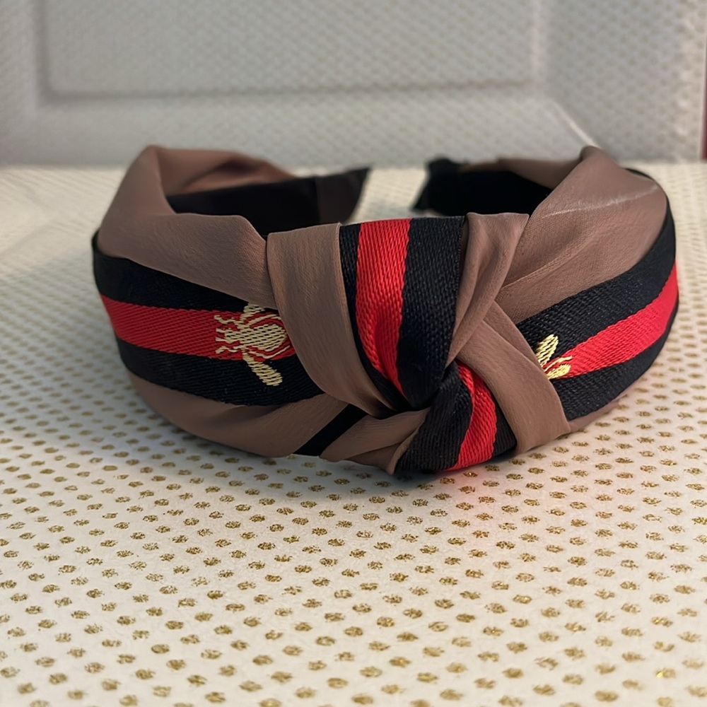 Unbranded Headband…(NWOT)